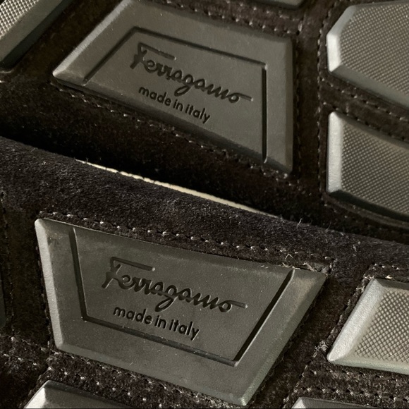 🚫SOLD•E🅱️🅰️Y🚫 Salvatore Ferragamo Black Suede Loafers - Picture 8 of 10